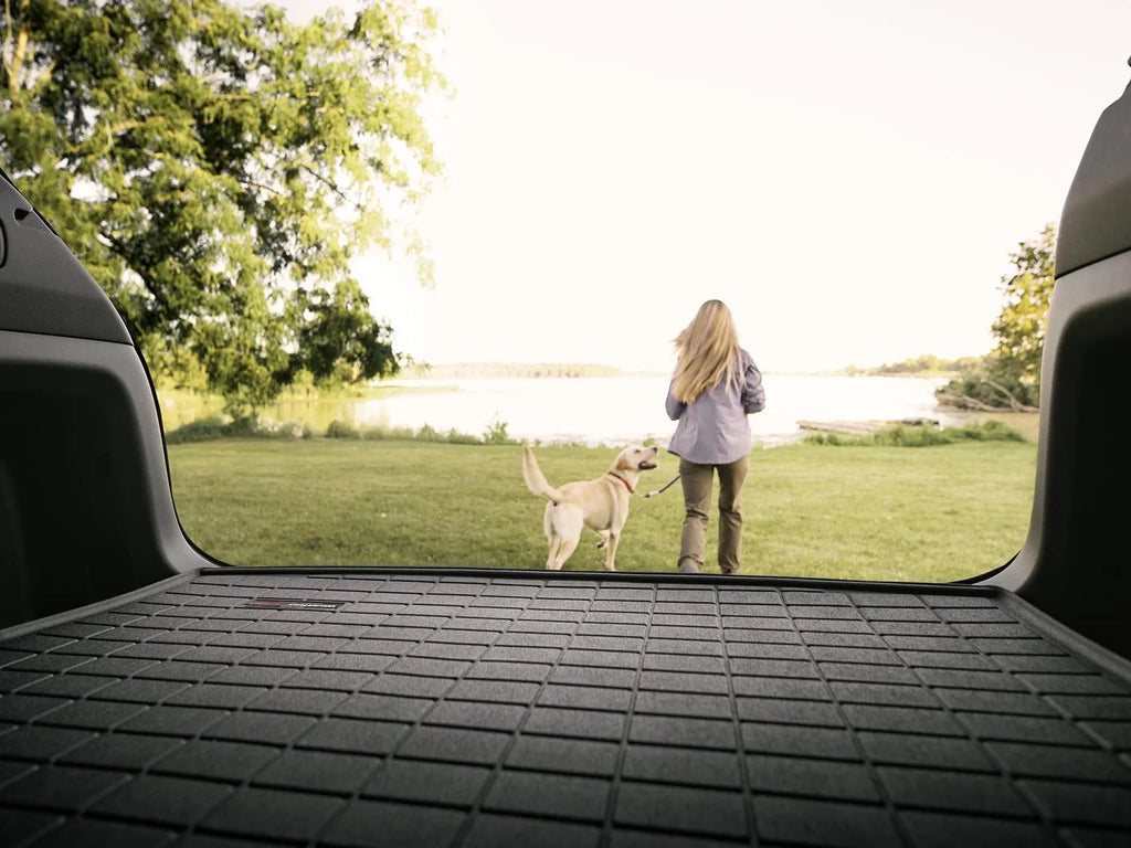 WeatherTech Cargo Trunk Liner compatible with 1996-2000 Toyota RAV4 - Behind 2nd Row Seating, Grey