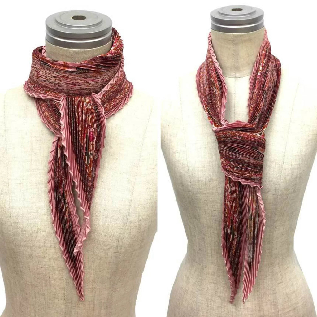 Pre-Owned HERMES Pleated Scarf Carre 90 CHASSE EN INDE Indian Hunting 100% Silk Pink Women's Hermes aq5273 (Like New)