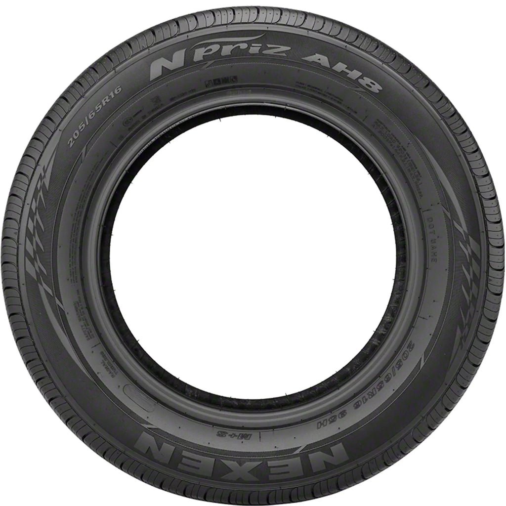 Nexen N'Priz AH8 All Season 235/60R16 100H Passenger Tire