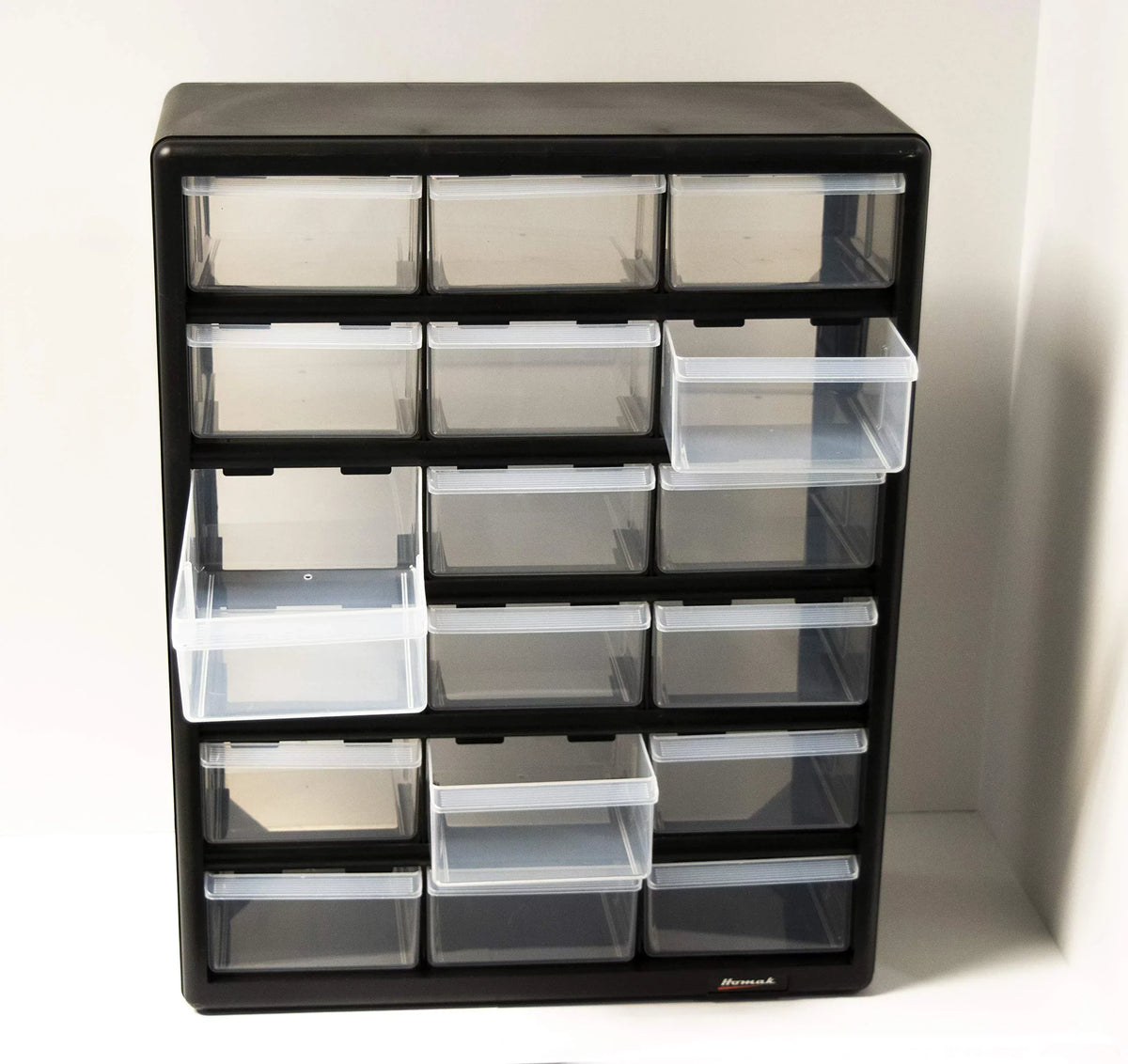 Homak HA01018001 18 Drawer Parts Organizer