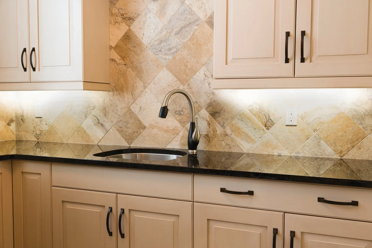 Juno Lighting Uces 24In Sww6 90Cri M6 Contractor Select Uces Switchable Cct 24" Integrated