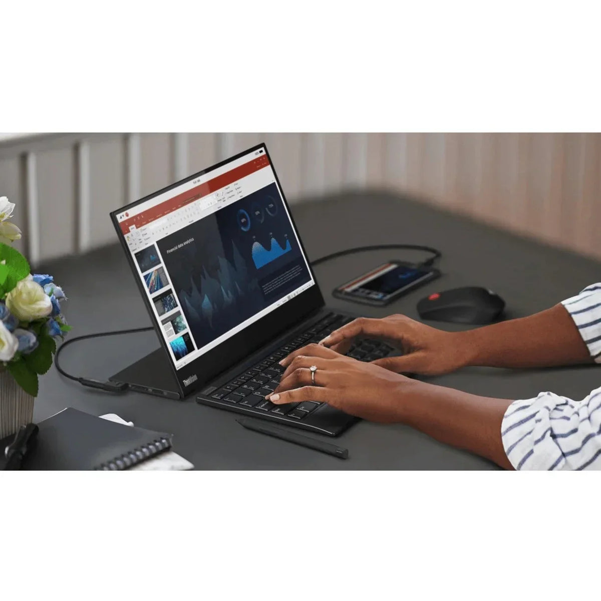 Lenovo ThinkVision M14t 14" LCD Touchscreen Monitor - 16:9 - 6 ms Extreme Mode